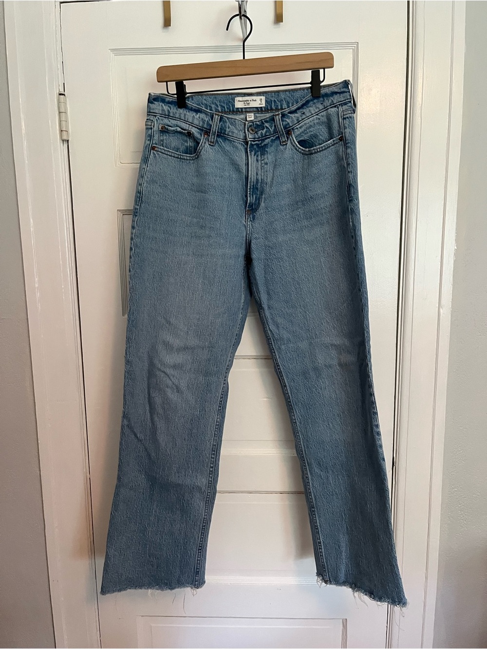 Abercrombie & Fitch Curvy Love Low Rise Baggy Jean